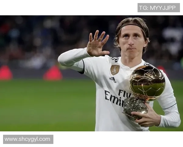 足球明星们的外号揭秘：那些令人捧腹的称号背后的故事与趣闻