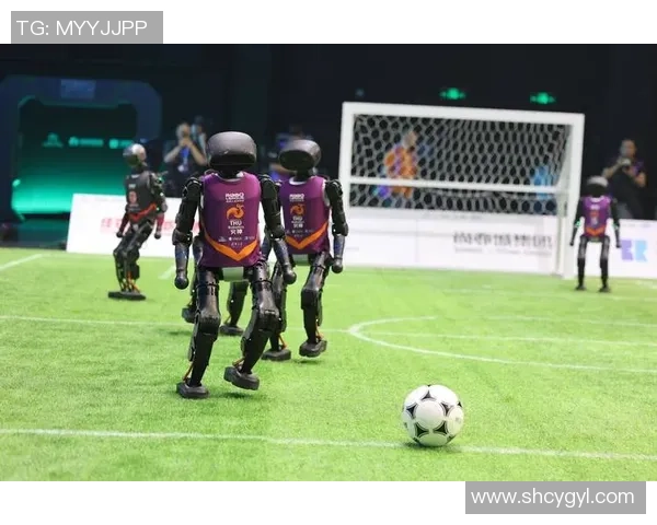 广州足球队与重庆足球队赛后复盘分析双方状态与表现的全面解读