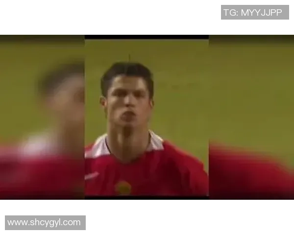 现役足球明星齐聚一堂打造梦幻球队展现巅峰竞技魅力 现役足球明星齐聚一堂打造梦幻球队展现巅峰竞技魅力